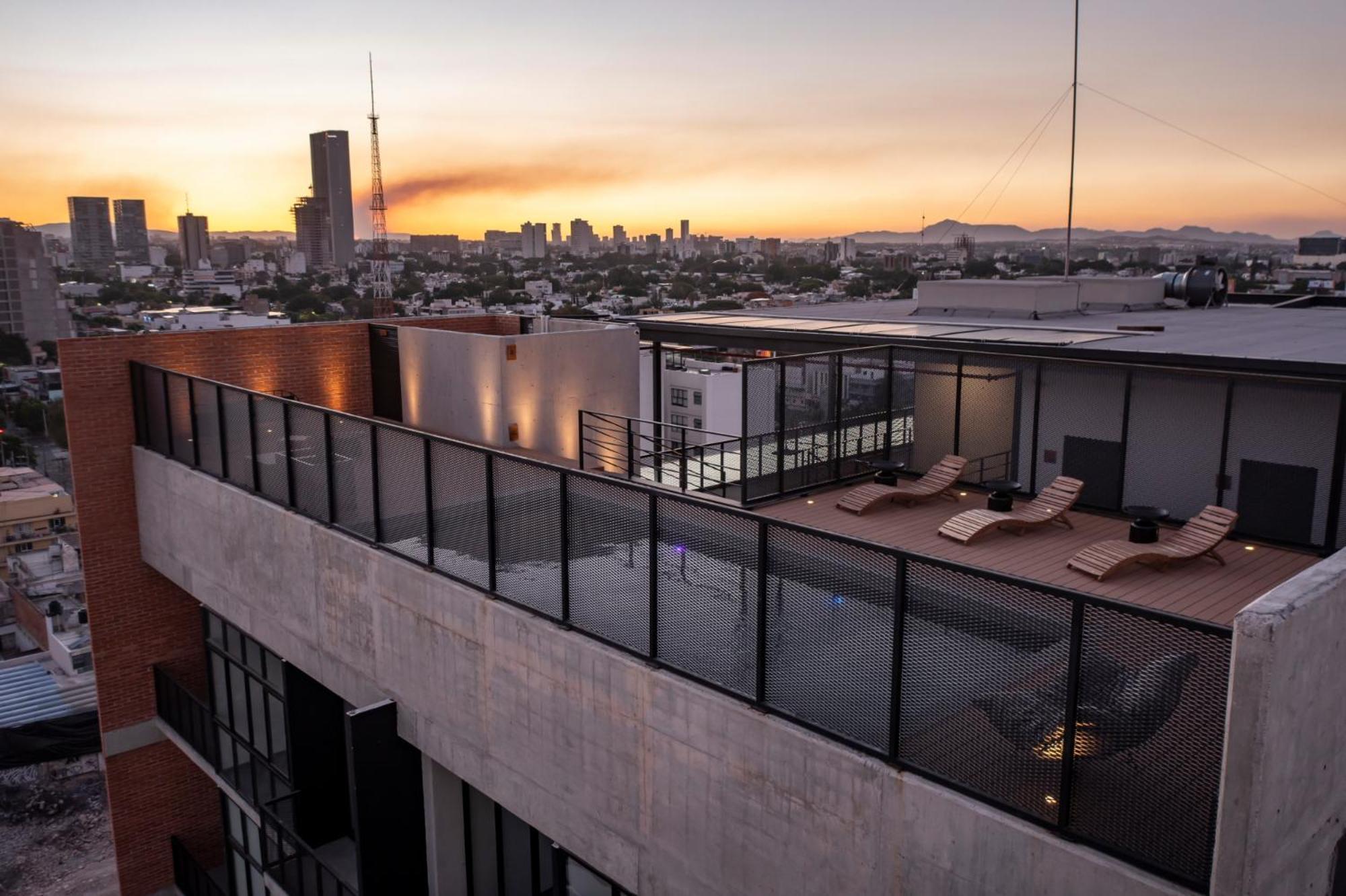 Galeria Flat Rooftop Pool Witgdl กัวดาลาฮารา ภายนอก รูปภาพ
